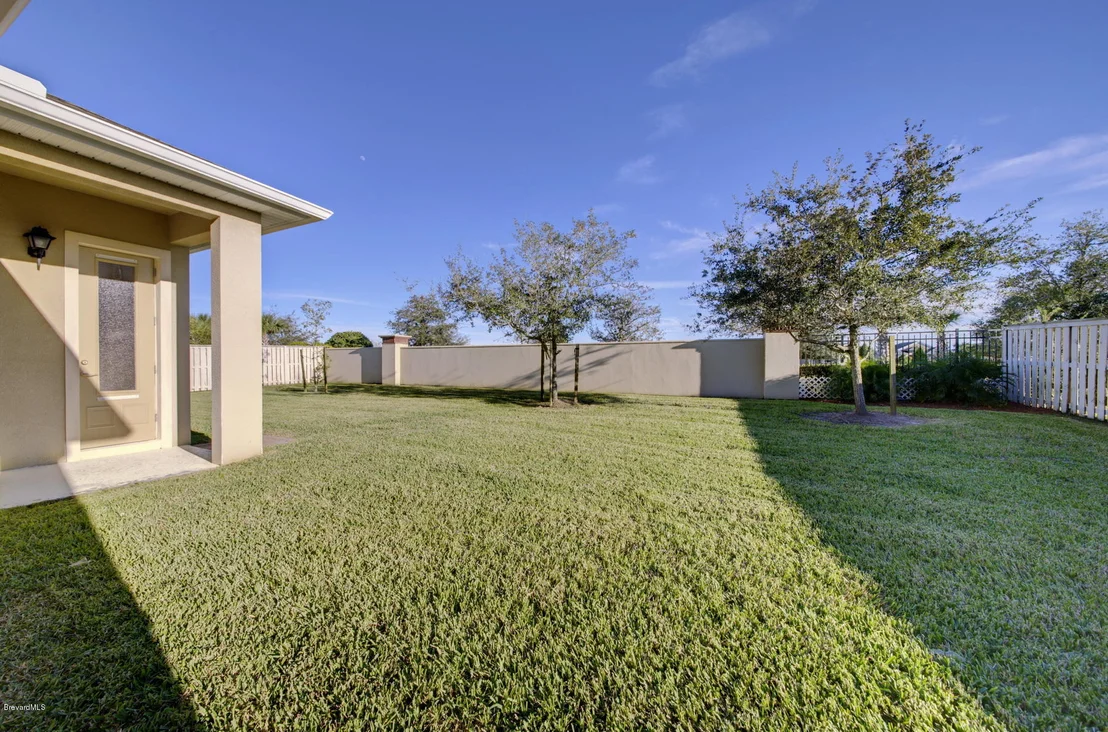 Photo of 5620 Rusack Drive