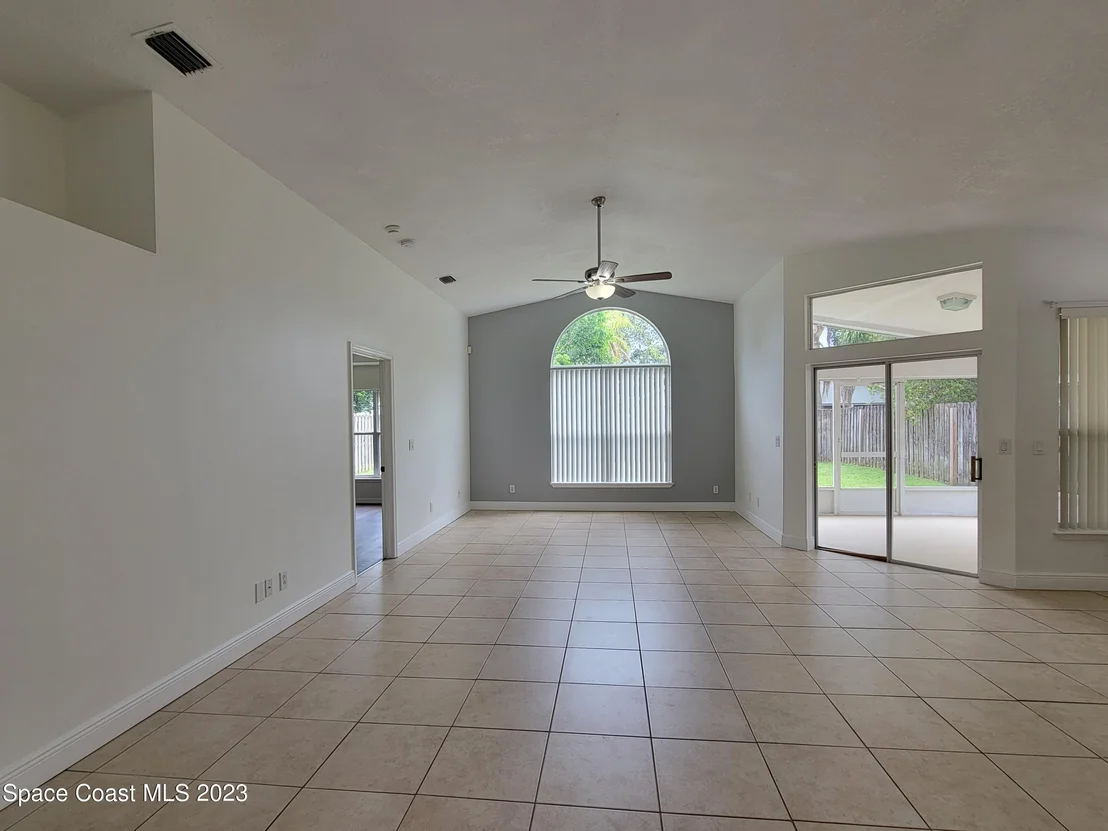 Photo of 8005 Bracken Lane
