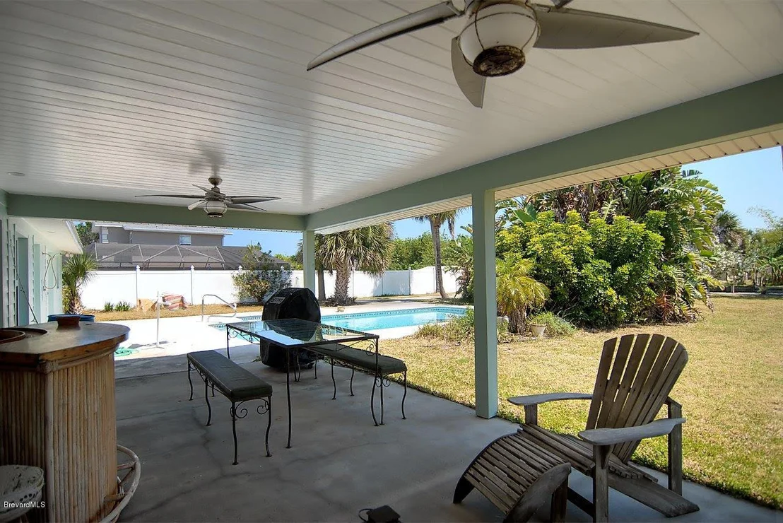 Photo of 1539 Bayshore Drive