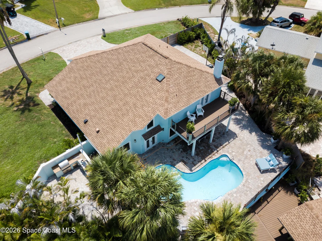 Photo of 398 Riverview Lane