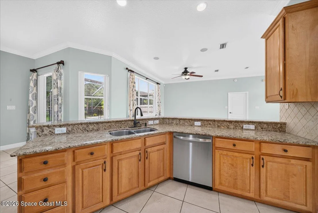 Photo of 6463 Flora Vista Place