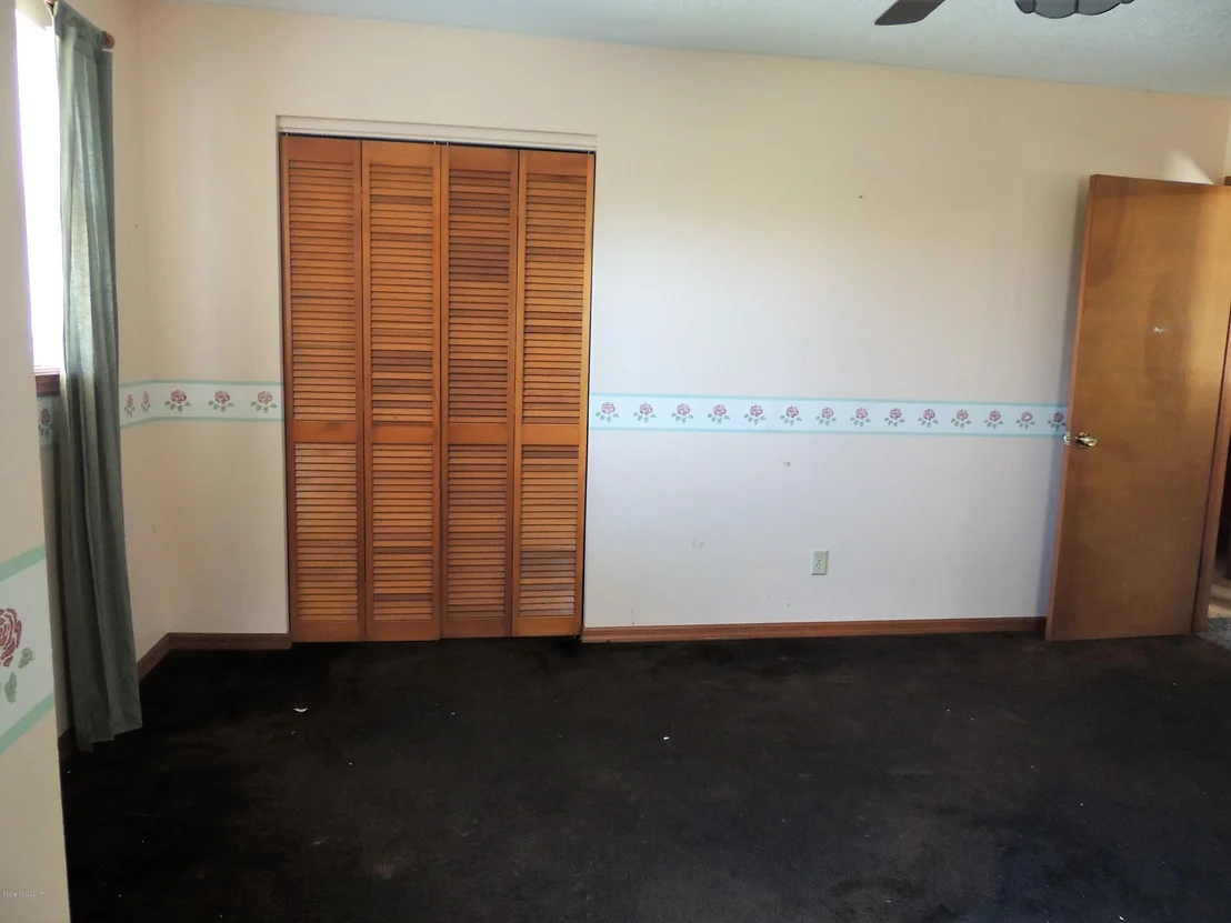 Photo of 3070 Folsom Road