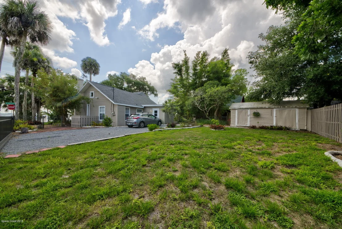 Photo of 4013 Indian River Drive N