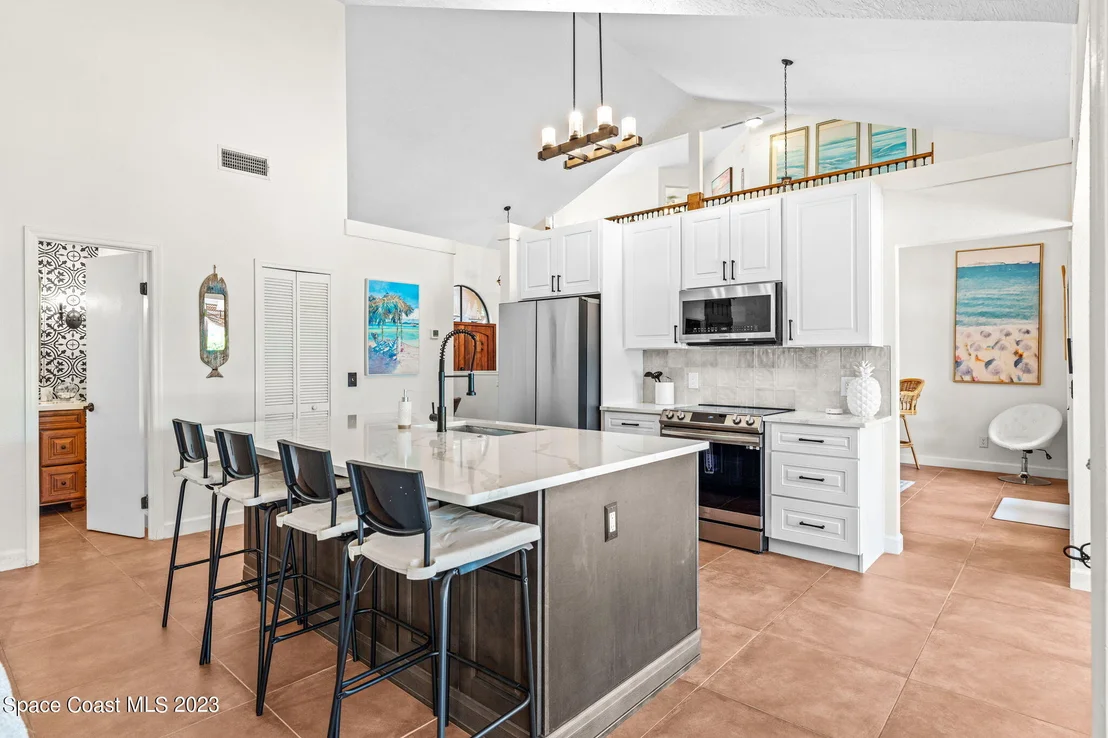 Photo of 442 Riverview Lane