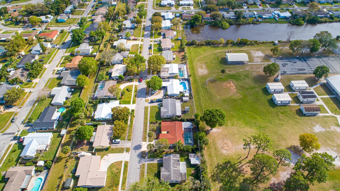 Photo of 1333 Estridge Drive