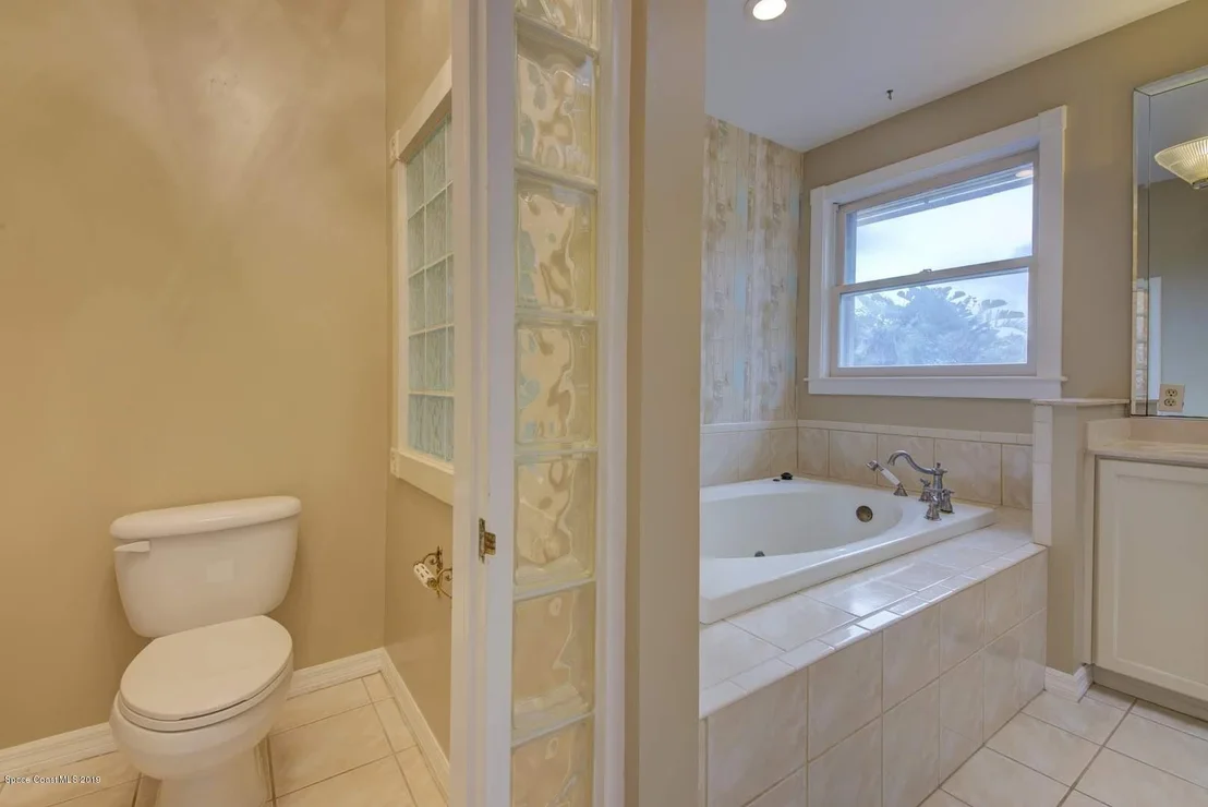 Photo of 1511 Rockledge Drive