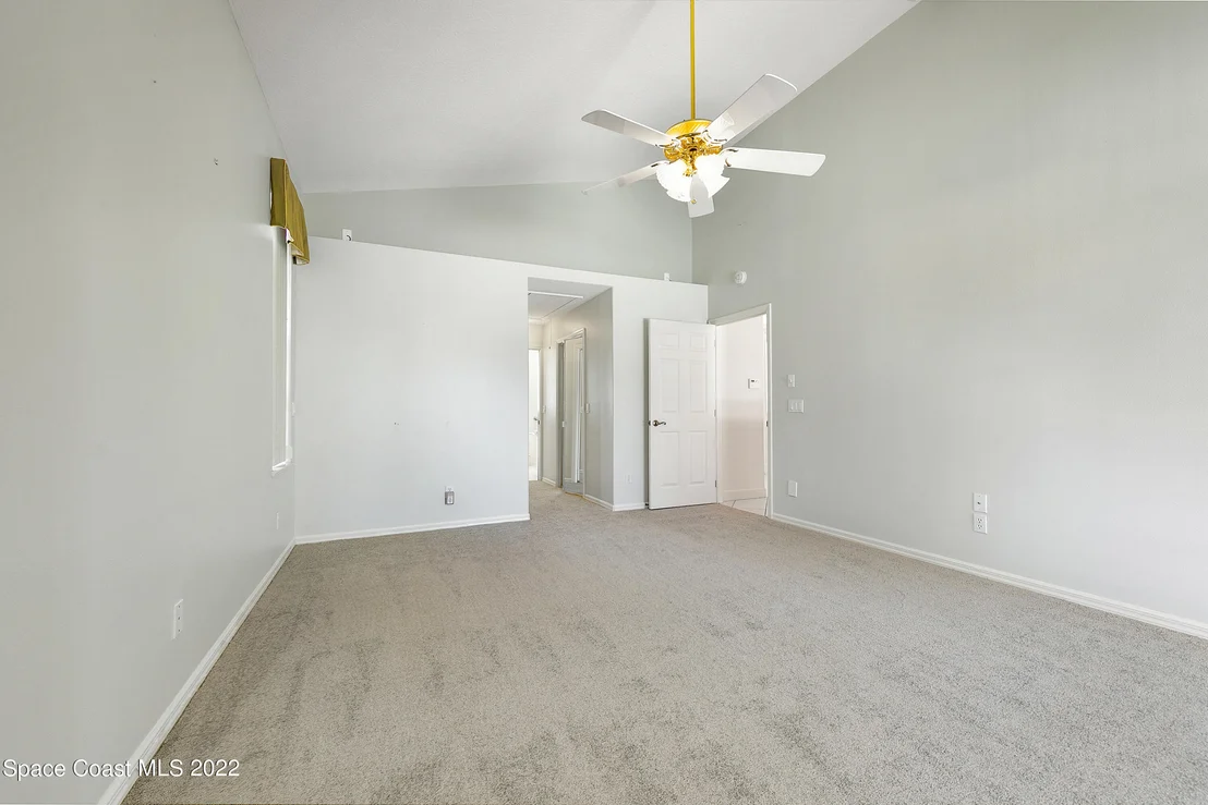 Photo of 974 Wildwood Drive