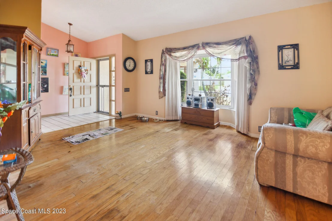 Photo of 2910 Summervale Drive