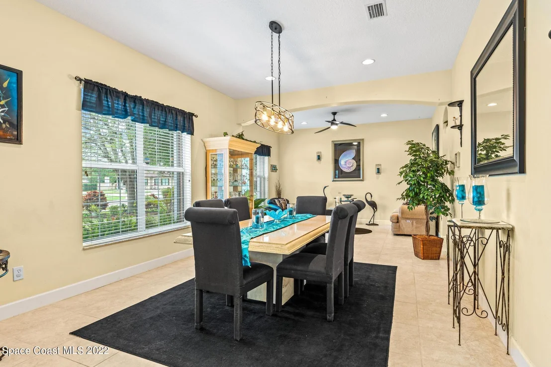 Photo of 1358 Centennial Way
