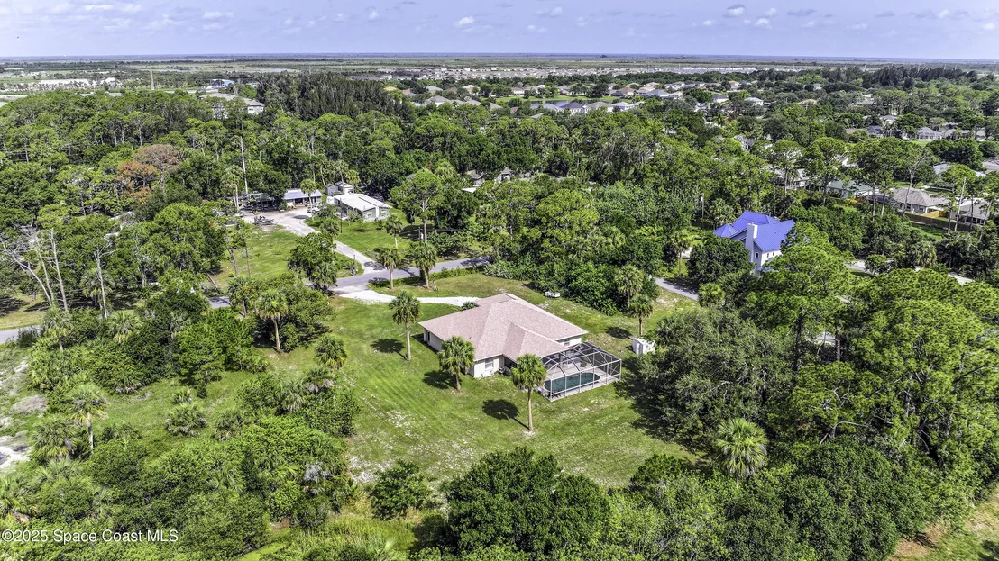 Photo of 386 Valencia Road
