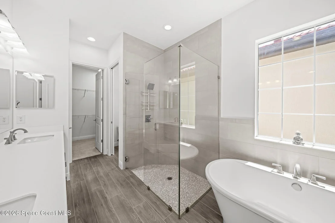 Photo of 8566 Lyside Drive