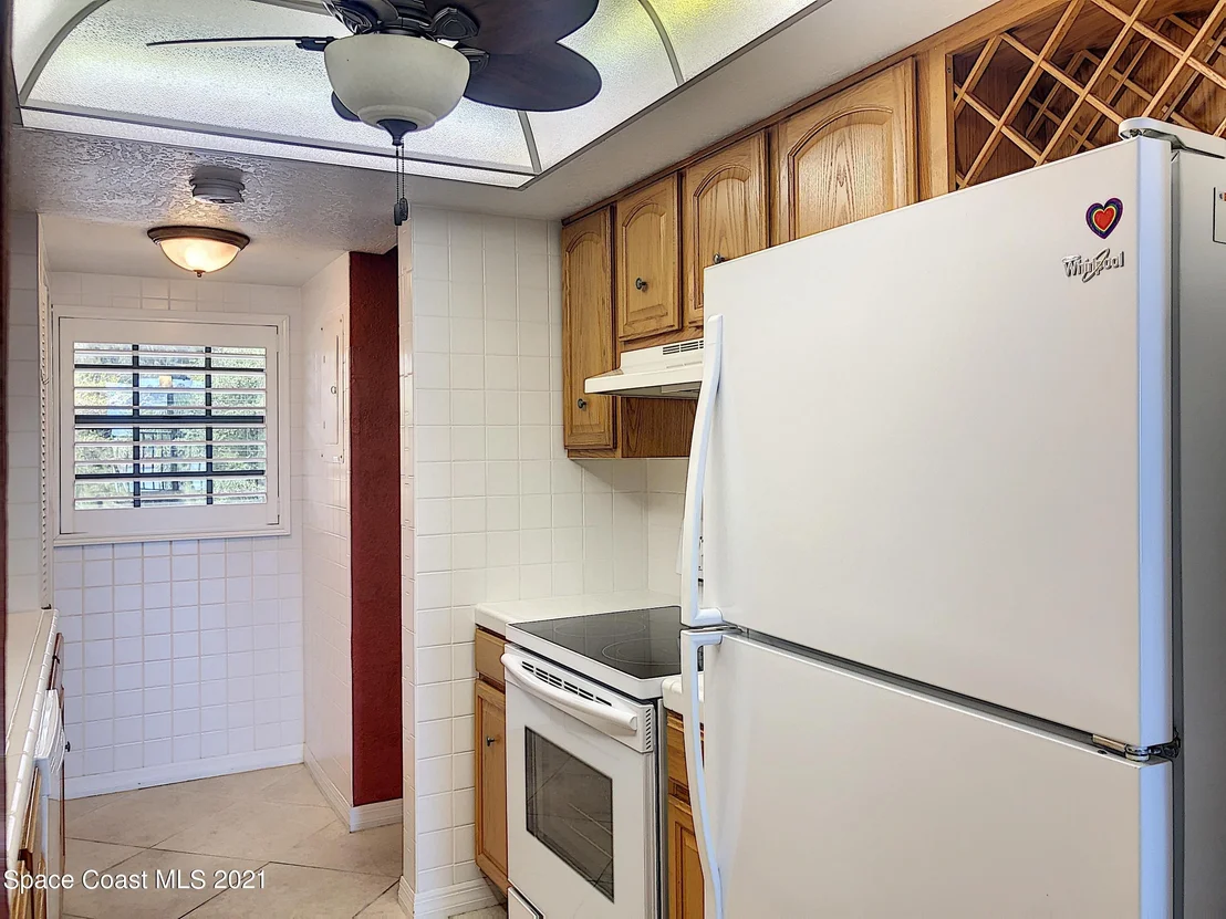 Photo of Unit 307 at 1025 Rockledge Drive