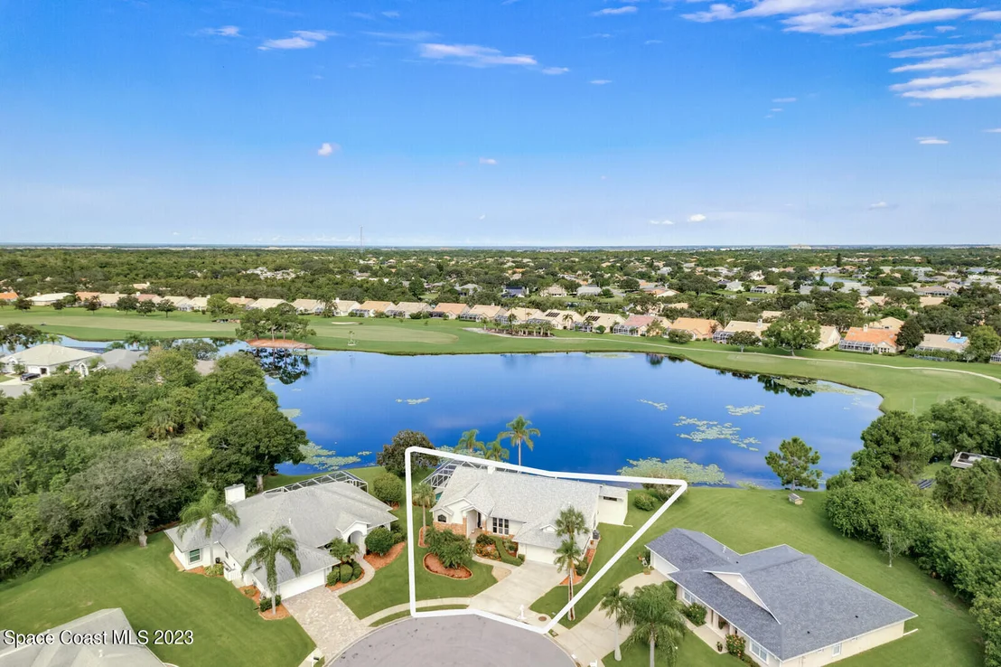 Photo of 986 Somerset Lane