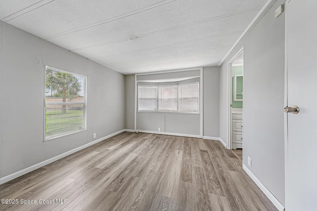Photo of 555 Marlin Circle