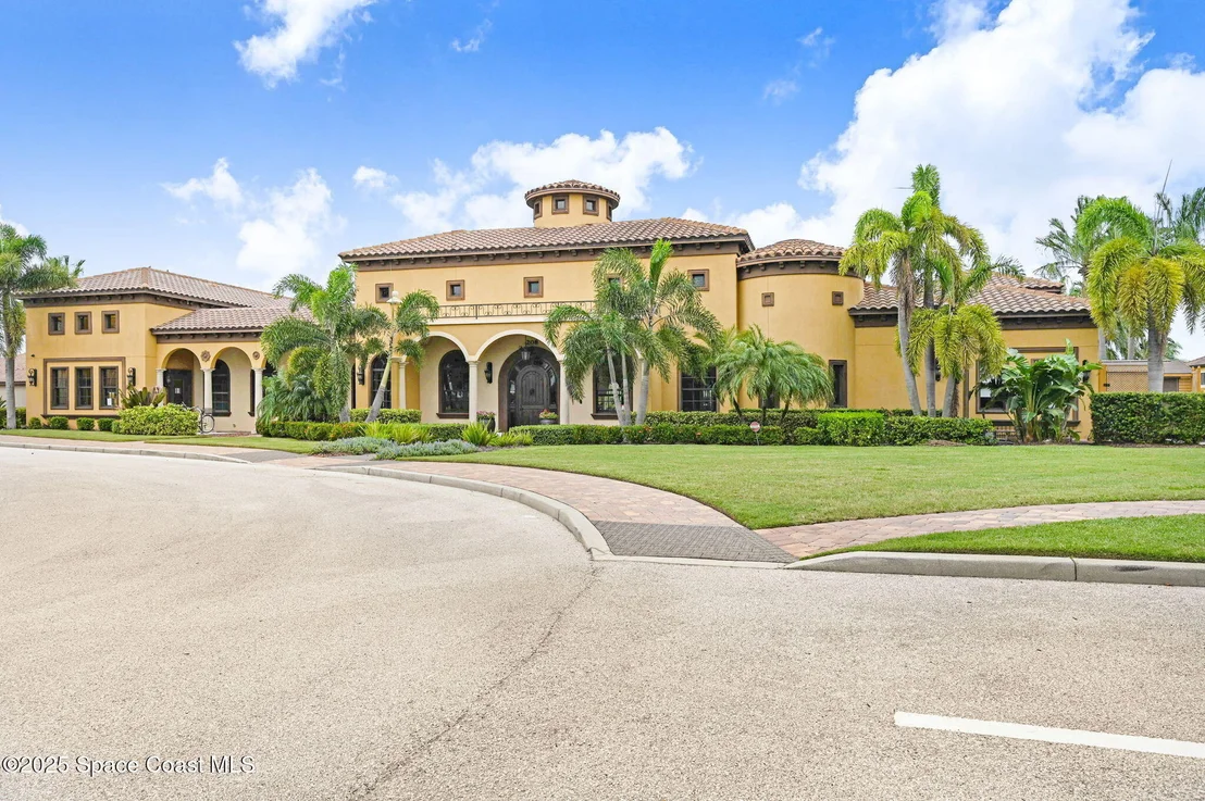 Photo of 696 Palos Verde Drive