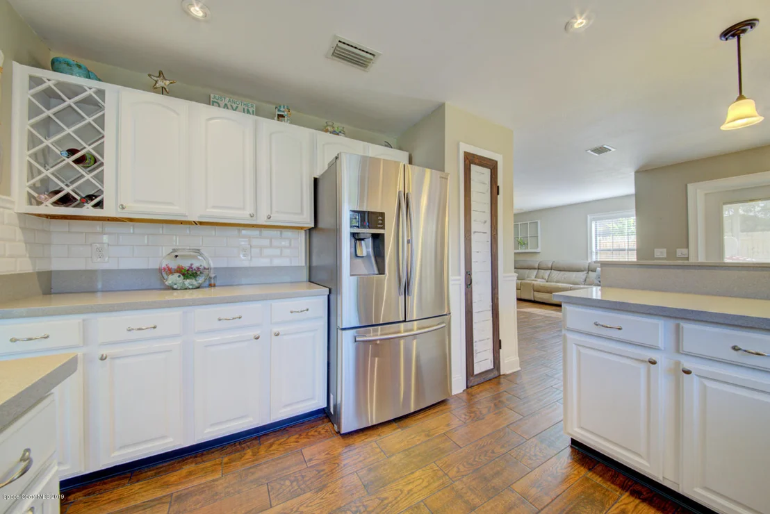 Photo of 6300 Janina Road