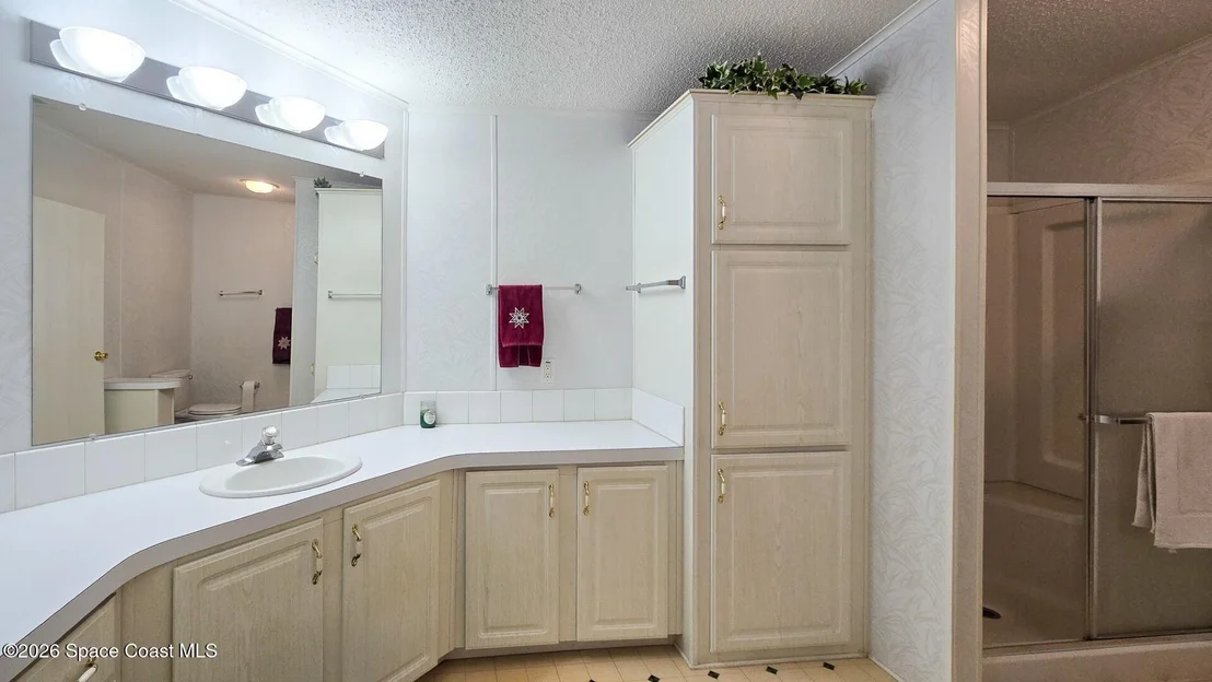 Photo of 306 Buttonwood Court
