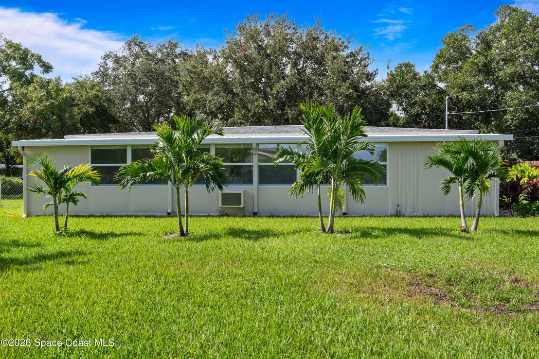 Photo of 620 Lund Circle
