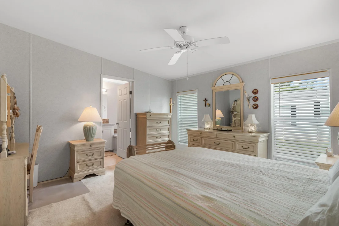 Photo of 215 Outer Drive