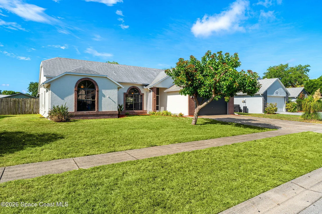 Photo of 861 Yorktowne Drive