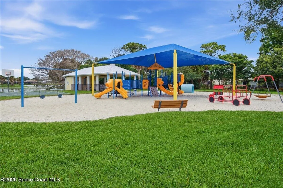 Photo of 560 Sawgrass Circle