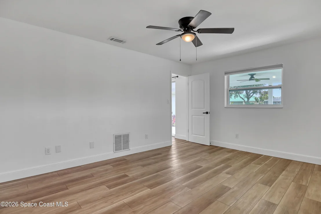 Photo of 34 Westview Lane