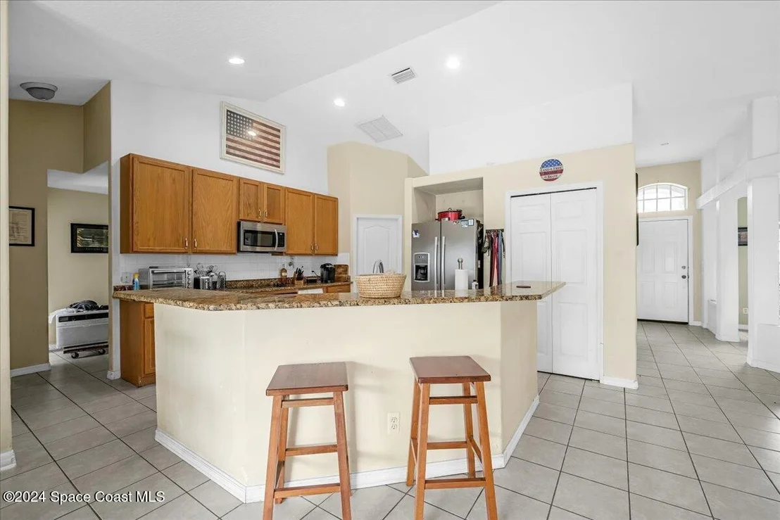 Photo of 6018 Newbury Circle