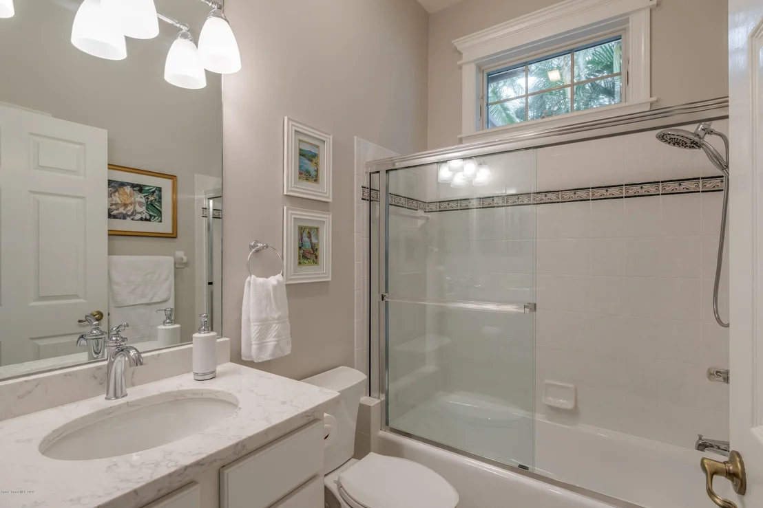 Photo of 1660 Canterbury Drive
