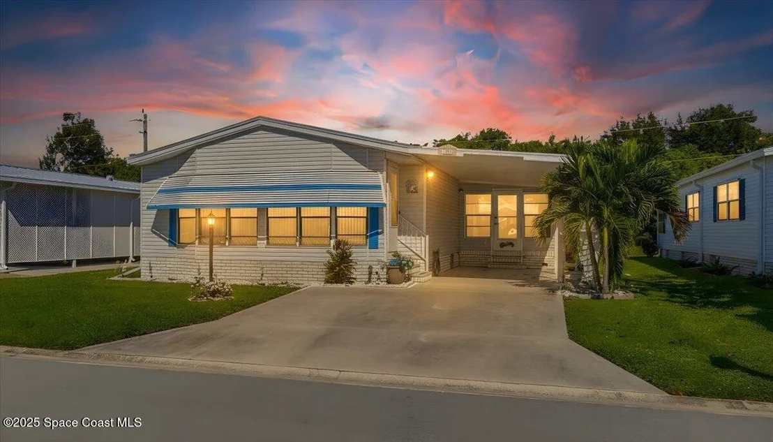 Photo of 1131 Tequesta Drive