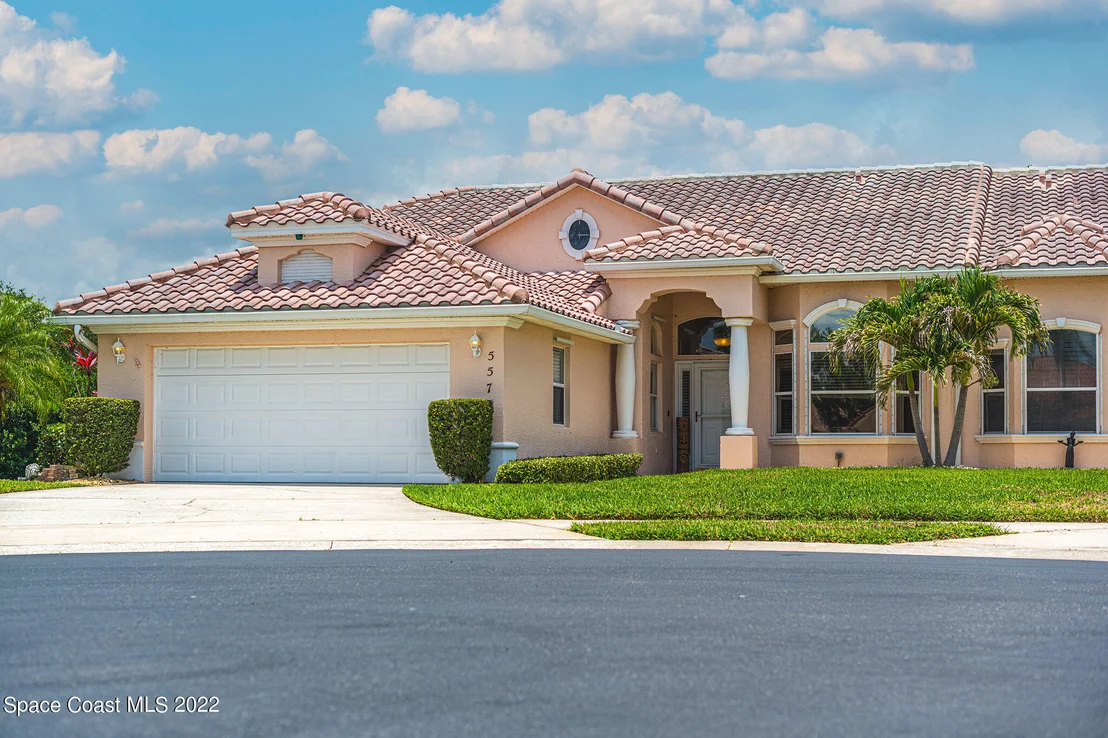 Photo of 557 Willis Way