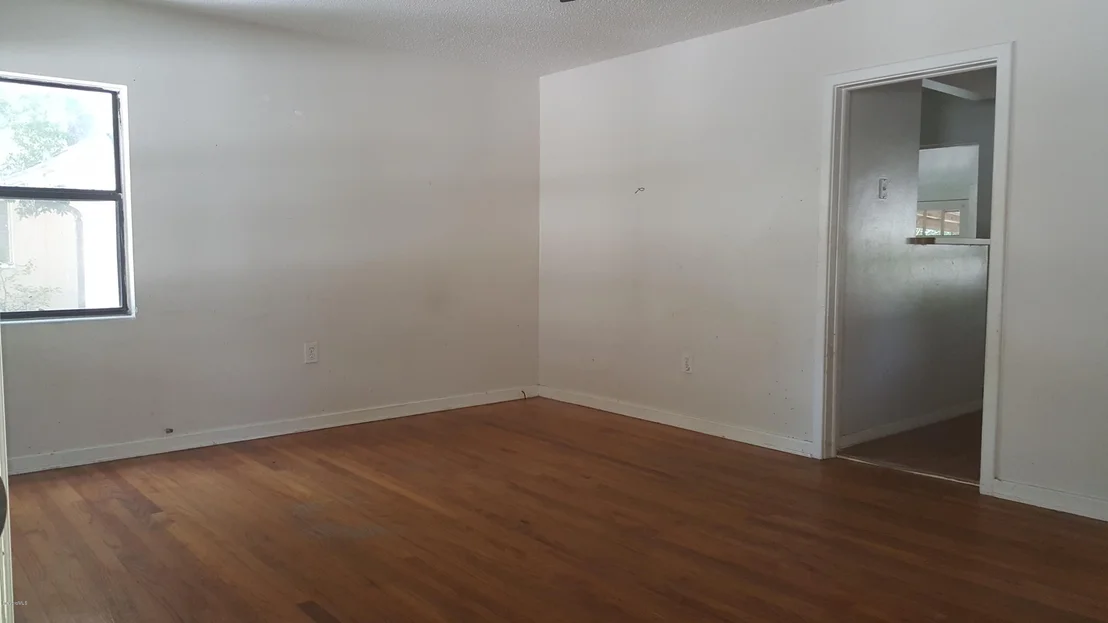 Photo of 104 Orange Avenue