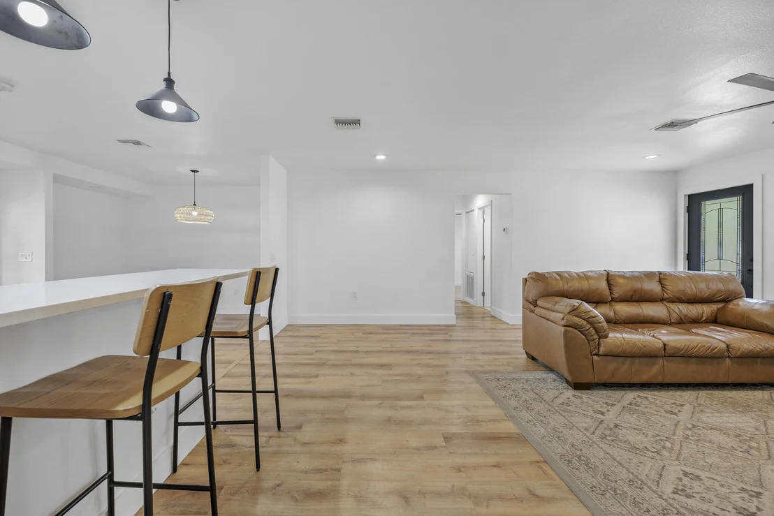 Photo of 1012 Cable Lane NE