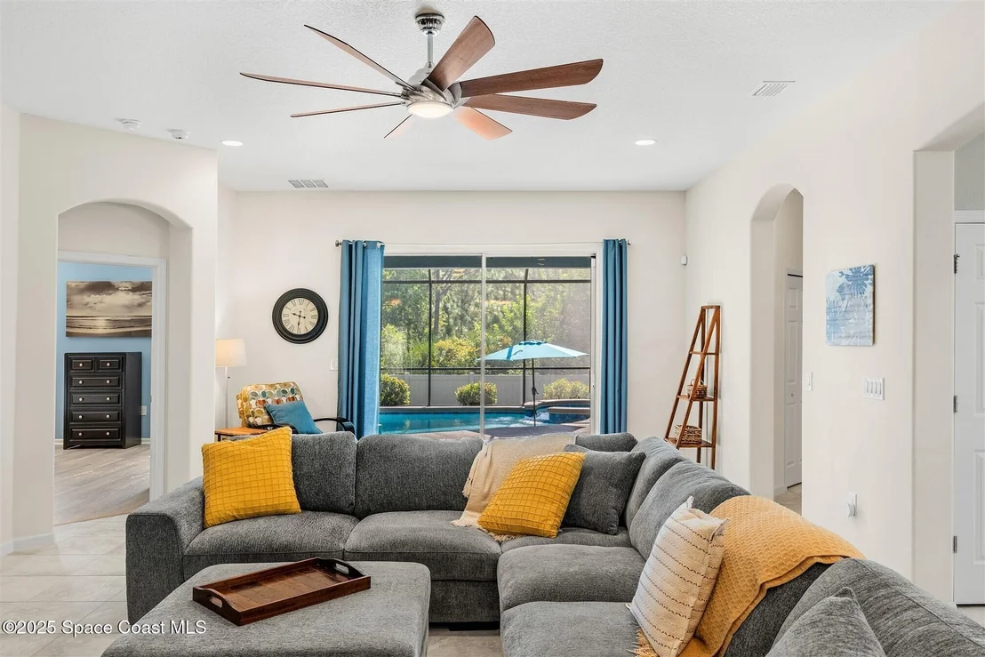 Photo of 541 Stonebriar Drive