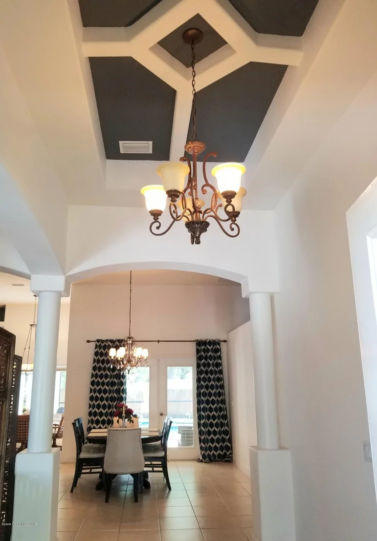 Photo of 336 Park Hill Boulevard