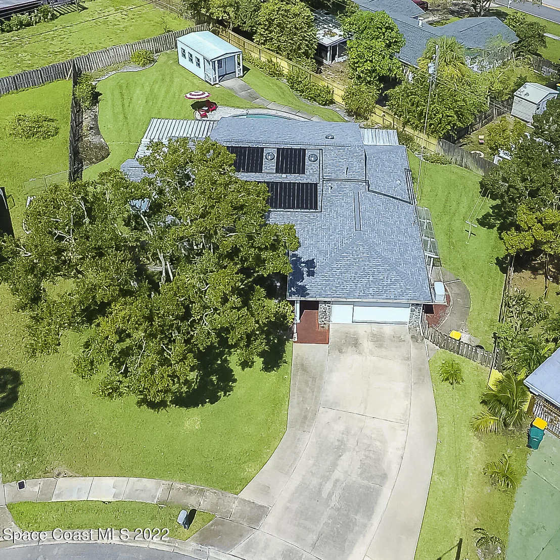 Photo of 2512 Pinehurst Circle