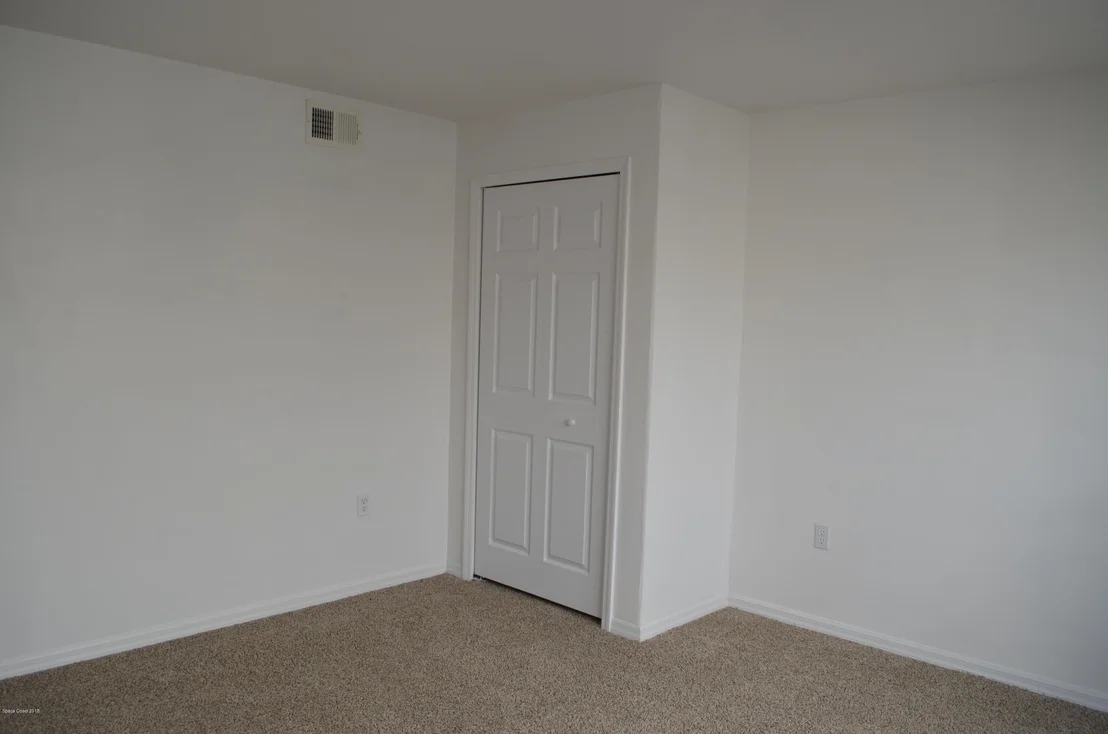 Photo of 689 Macon Drive