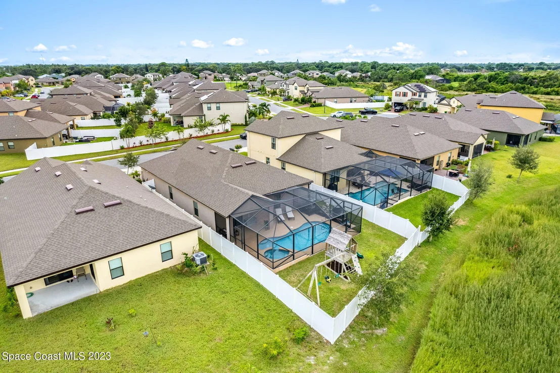 Photo of 912 Peta Way