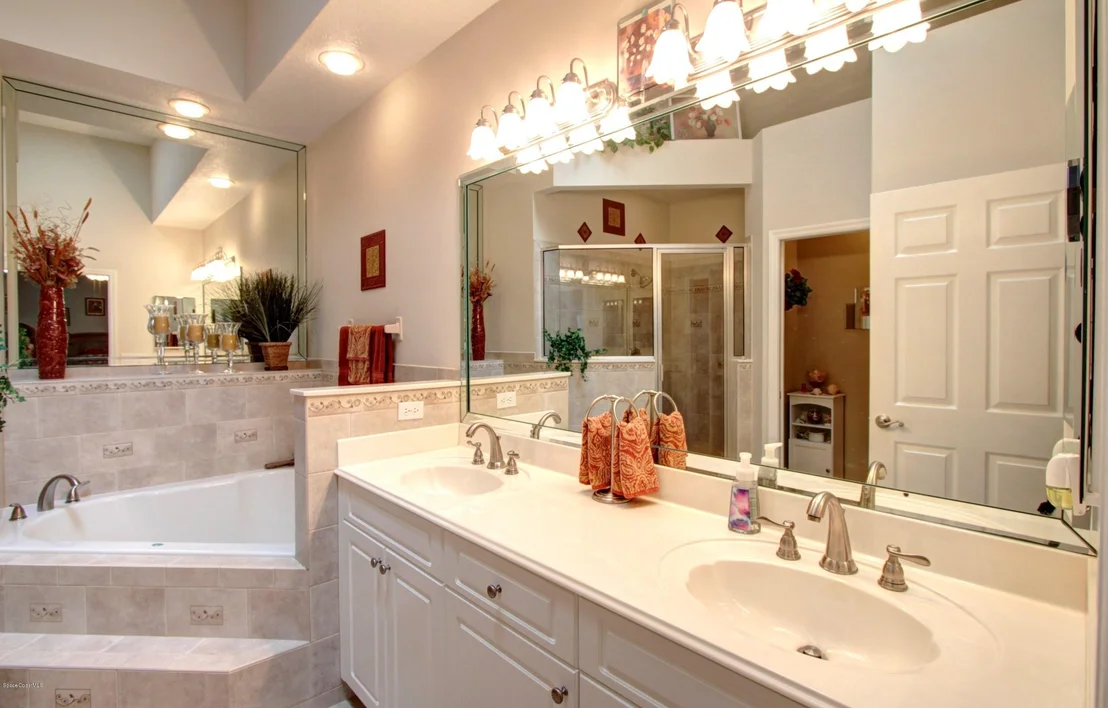 Photo of 501 Shell Cove Drive