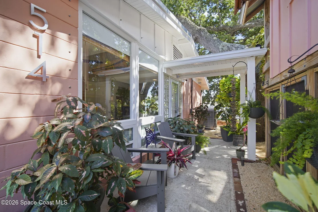 Photo of 514 Cocoa Isles Boulevard