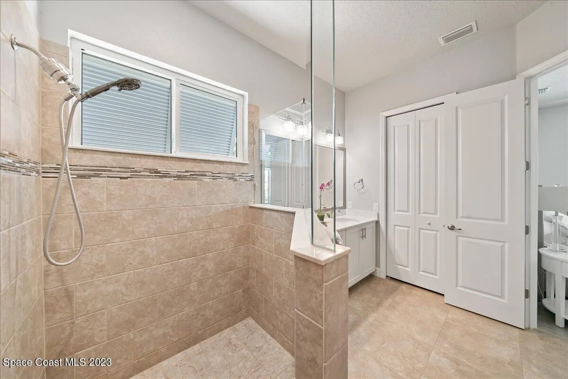 Photo of 165 Ibis Drive