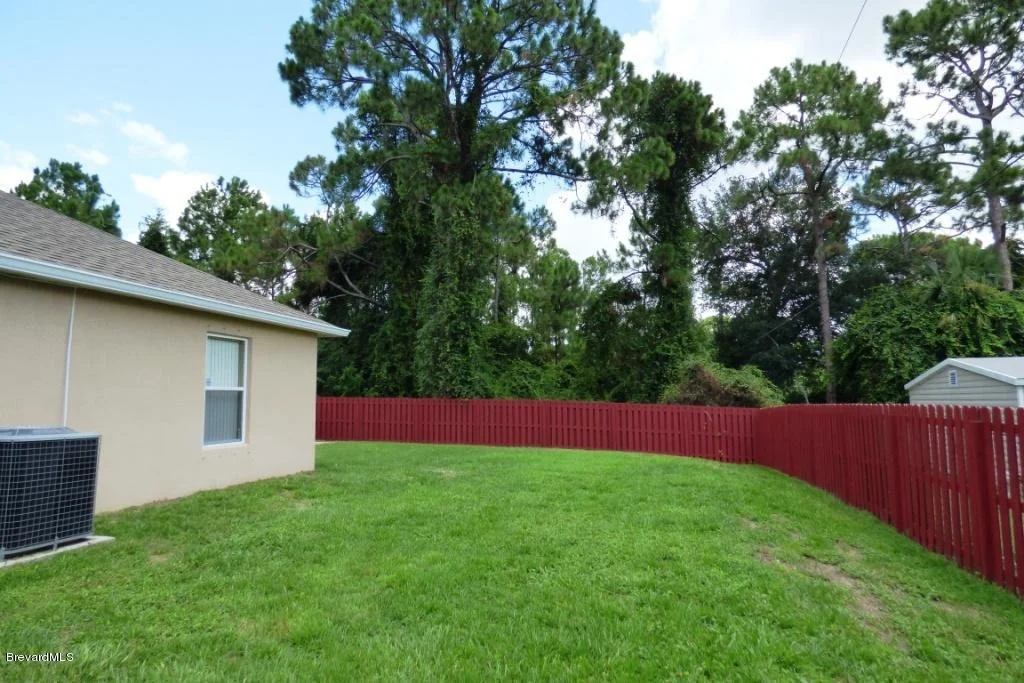 Photo of 930 SE Sable Circle
