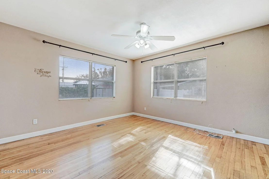Photo of 1012 Seminole Drive
