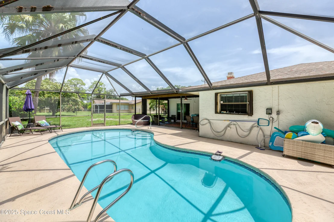 Photo of 1368 Gleneagles Way
