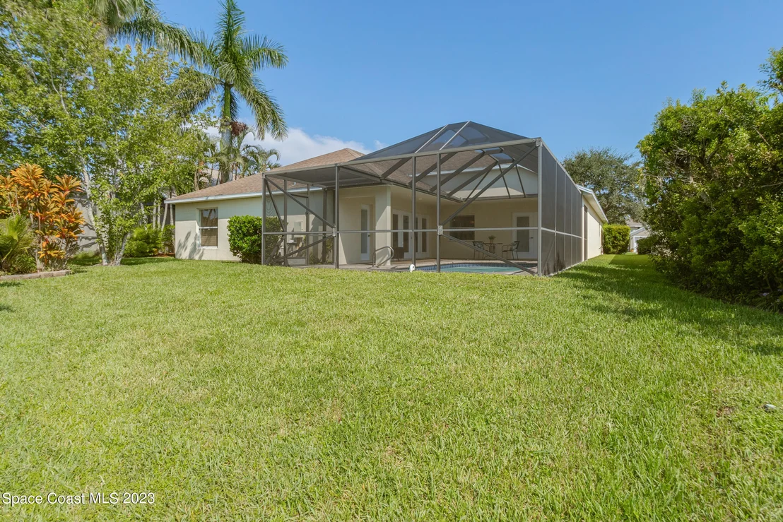 Photo of 1898 Auburn Lakes Drive