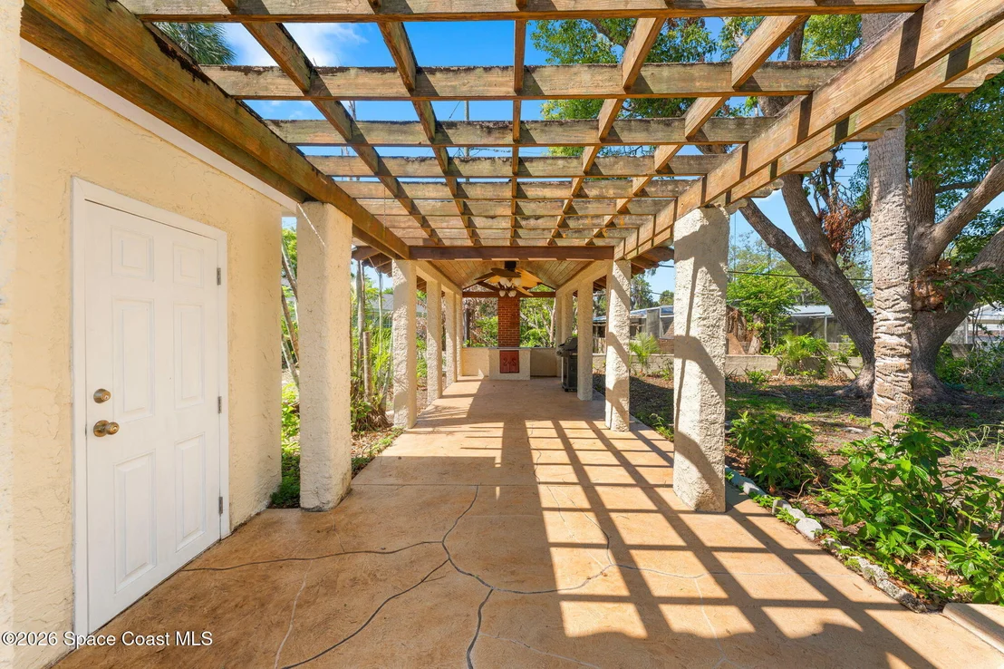 Photo of 2105 Mac Farland Drive