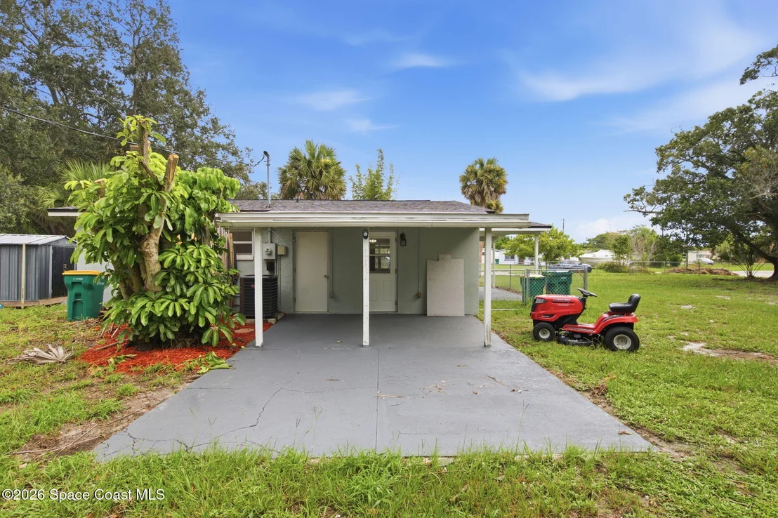 Photo of 2267 Robinhood Drive