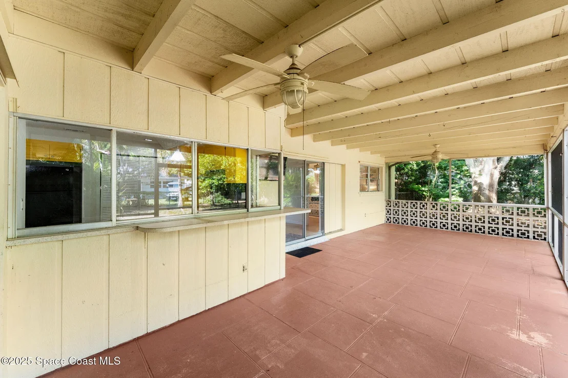 Photo of 215 Southgate Boulevard