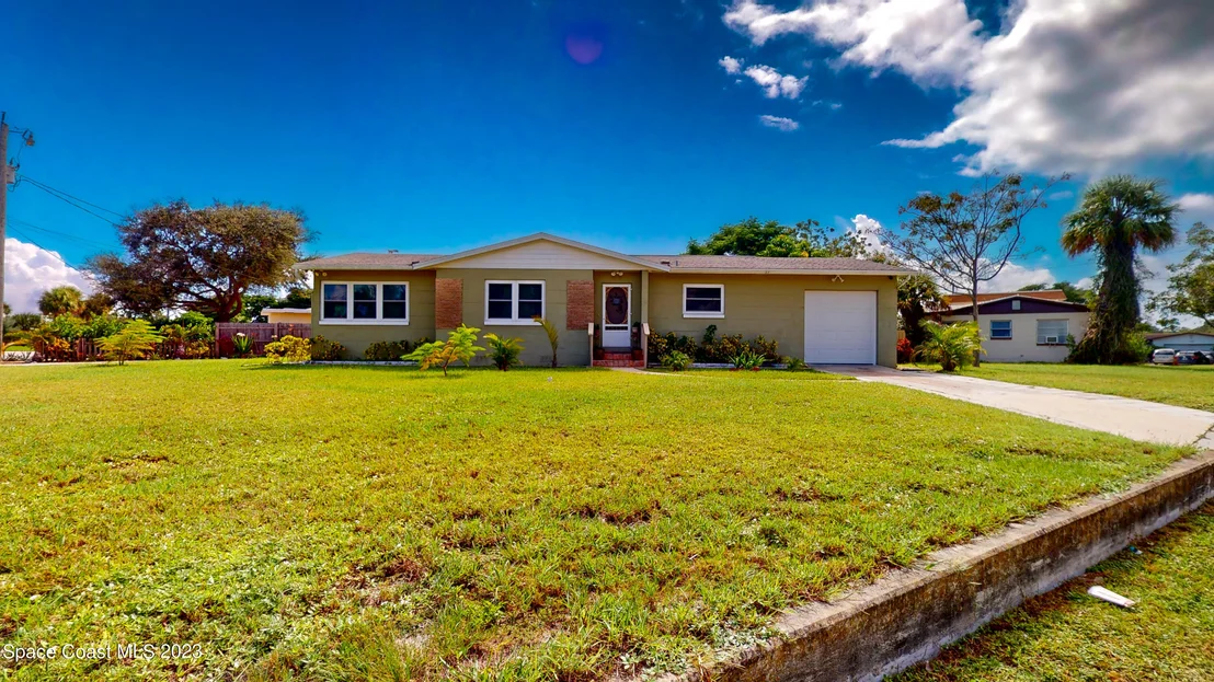 Photo of 1326 Sun Circle E