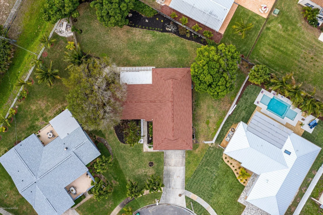 Photo of 541 Biscayne Drive