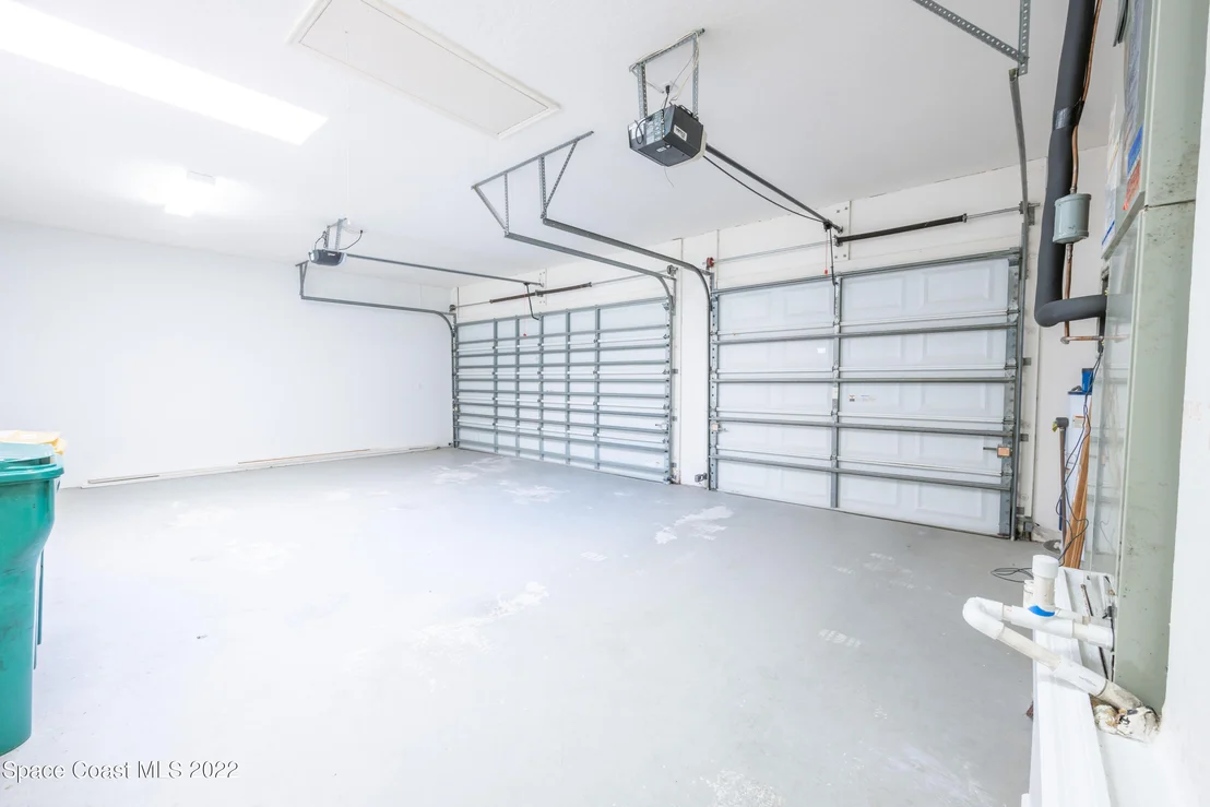 Photo of 981 Stratford Place